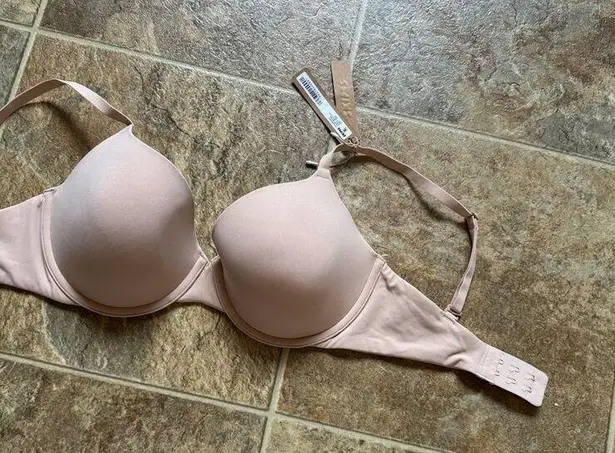SKIMS Fits Everybody T-shirt Demi Bra Size 32DD Mica