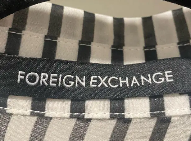 Foreign Exchange FE Sheer White & Black Vertical Stripe Crop Tank Top Blouse - M
