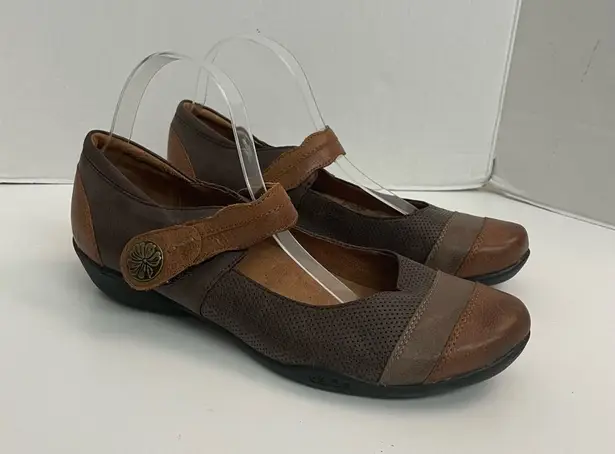 Taos Shoes Mary Jane Bravo Leather Medallion Comfort Whiskey Brown Tan Taupe Size 10