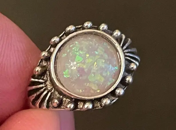 Vintage simulated opal silver plated ring size 6.75