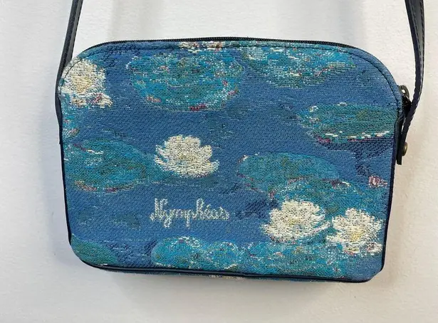 Vintage Y2K Royal Tapisserie Tapestry Woven Monet Classic Crossbody Bag purse Blue