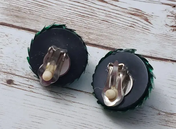 Vintage Clip On Earrings