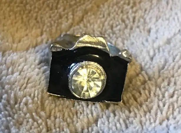 Silver black enamel Camera with crystal flash 📸