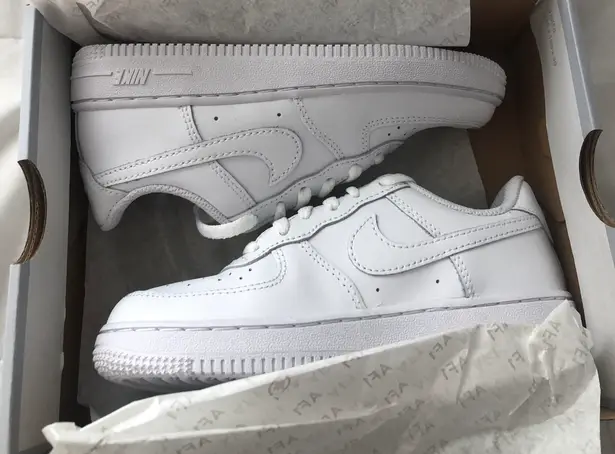Nike Air Force 1 07 Kids White Size 13 81 New With Tags From Yahaira