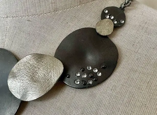 Grey modern circle statement necklace Gray