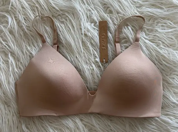 SKIMS Wireless Form T-shirt Bra Clay Size 34B