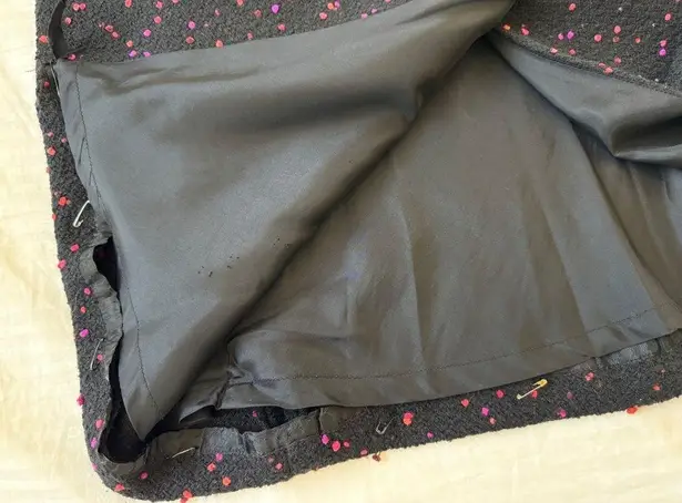 Valerie Stevens Vintage ‘90s Black & Pink Belted Knee Length Skirt