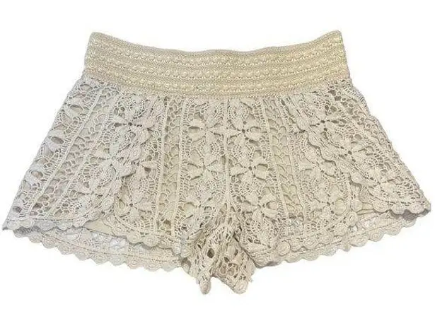 Topshop  crochet pull on shorts size 6