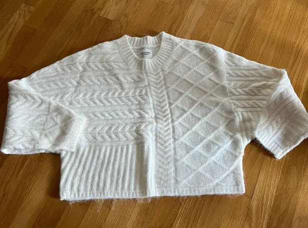 Abercrombie & Fitch Sweater