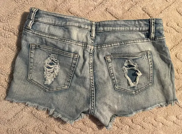 Women’s Denim Shorts Boho Aztec Patch Designs Blue Size M