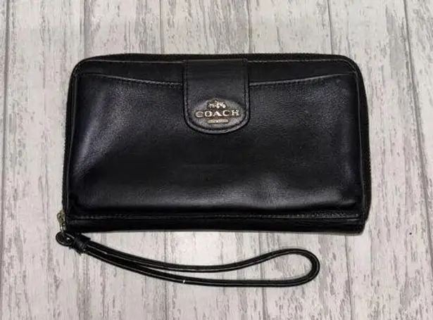 Coach Womens Vintage  Black Leather Wristlet