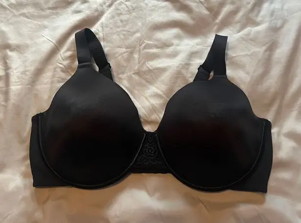 Vanity Fair Black Woman’s Bra Size 38DD