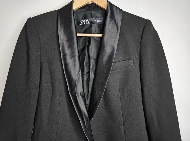 ZARA  Black Long Sleeve Satin Lapel Collar Suit Blazer Womens Size Small