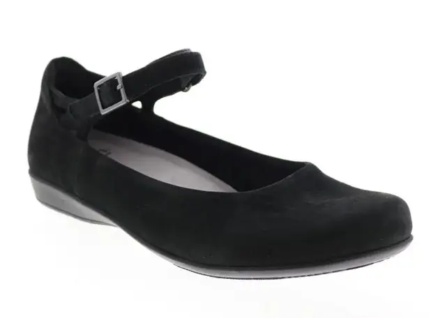 Earth Alder Alma Quarter Strap Flat Black Nubuck 6.5