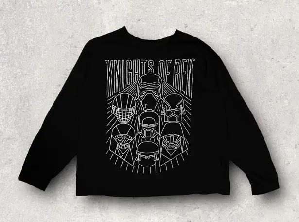 Star Wars ā
Knights of Ren The Rise Of Skywalker Long-Sleeve T-Shirt ā