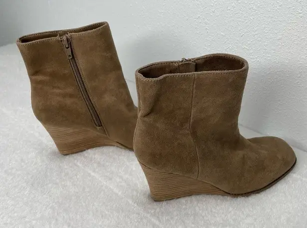 NWOB Dolce Vita Rupart Brown Wedge Bootie size 8