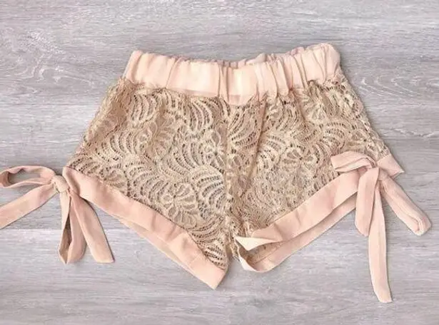 Lace Beach Cover Up Shorts XS Tan