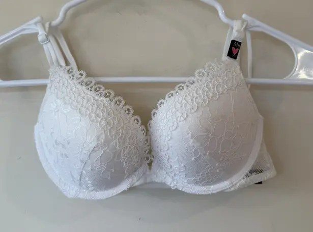 Bra Womens 32B White Lace Balconette Bra Push up 4 Hook Eye Closure Adjustable Size undefined