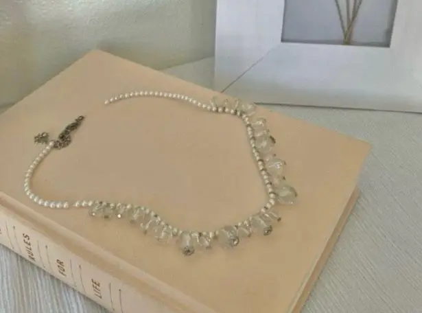 Pearl & Crystal Drop Necklace Vintage “Hedy” Simple Classic Elegant Feminine White