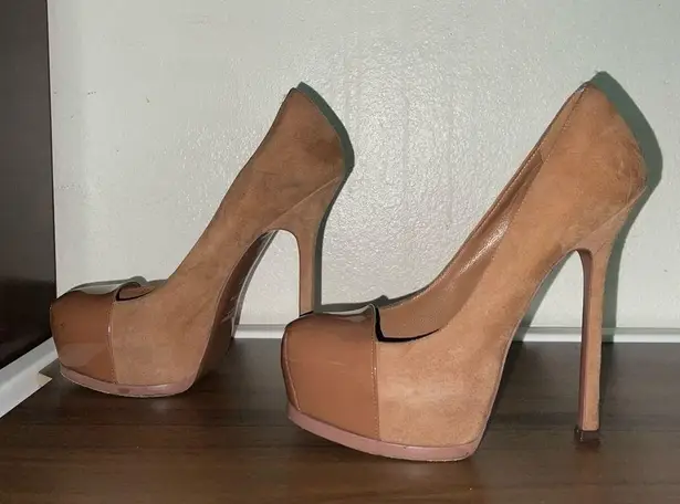 Authentic YSL tribtoo brown pumps Size 6.5