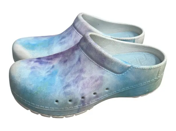 Dansko Kane Tie Dye Molded Slip-On Clogs Size 6.5-7 Blue Purple Comfort Shoes