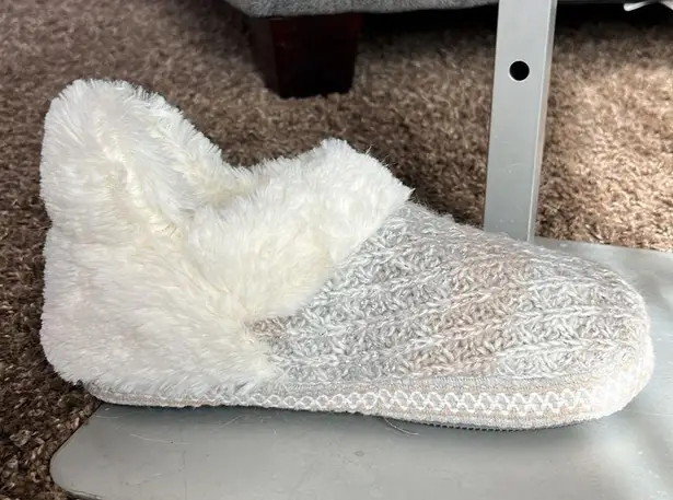 MUK LUKS Women's Lilou Slippers Gray Size 7.5