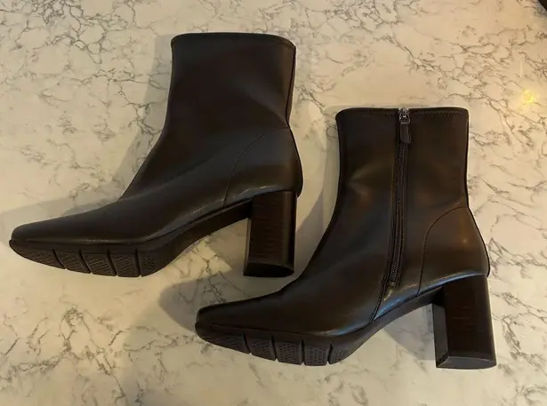 Aerosoles Dark Brown Faux Leather Heeled Ankle Boots Size 11