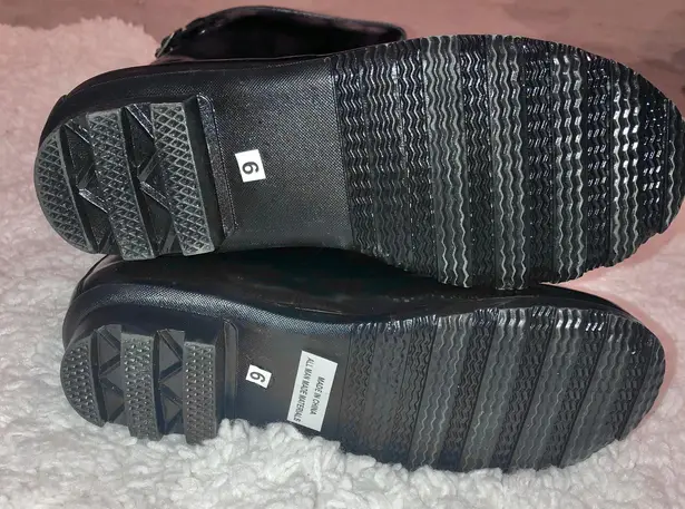 Shoes8teen Rubber Black Buckle Rain Boots Size 6