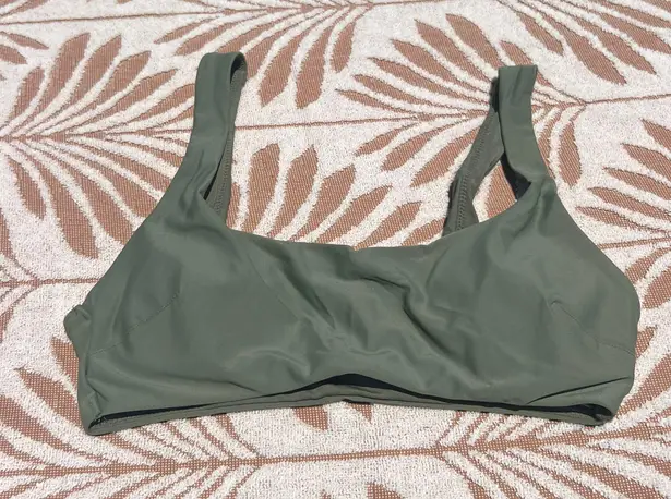 American Eagle NWT ARIE GREEN BIKINI TOP