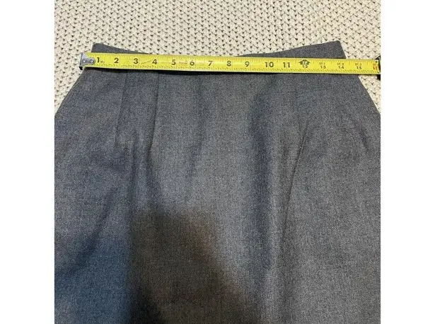 Pendleton  Vintage Petite Virgin Wool Pencil Skirt Size 10 Gray