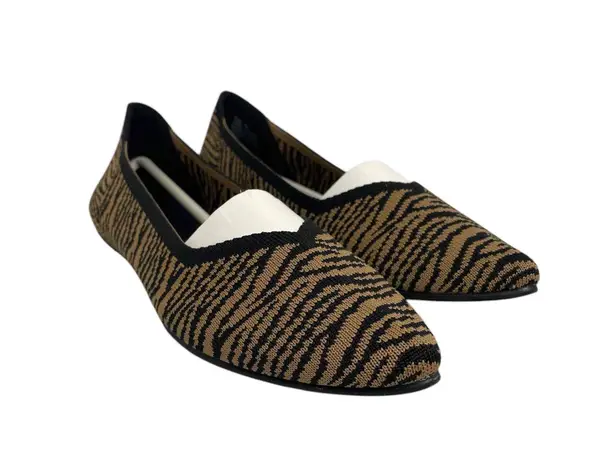 Hot Miami Styles NWT MIA Womens Black Tan Slip-On Animal Print Flats Size 7
