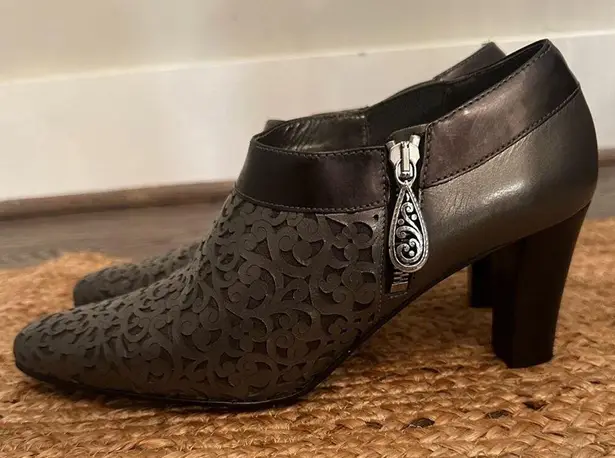 Brighton  Mantilla Rhythm Pewter Laser Cut Leather Booties/Ankle Boots Size 9