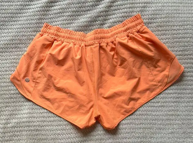 Lululemon Hotty Hot Short 2.5”