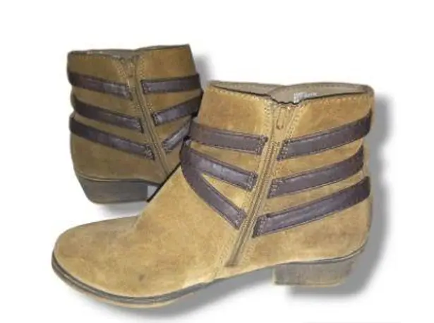 White Mountain Jitter Suede Ankle Booties-Size 6M-Taupe-Side Zip-Strappy Detail