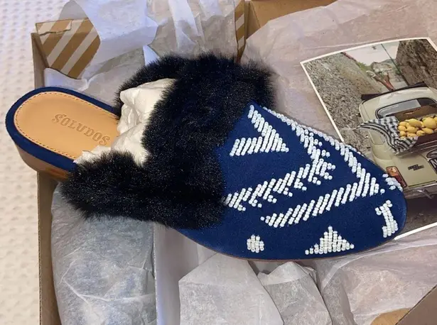 Soludos NEW! Sedona Beaded Leather Faux Fur Mules Size 6.5M Navy White Black