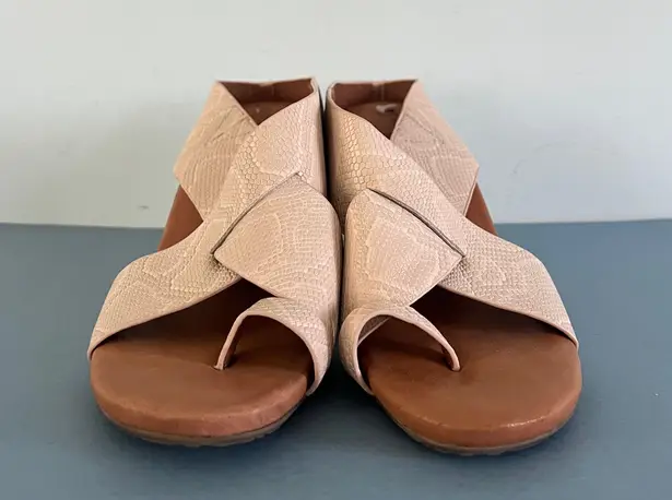 Gentle Souls by Kenneth Cole Inna Snake Print Nude Comfort Wedge Sandals