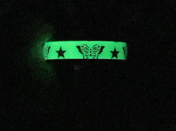 Glow in the dark Star butterfly ring size 10.5 Green