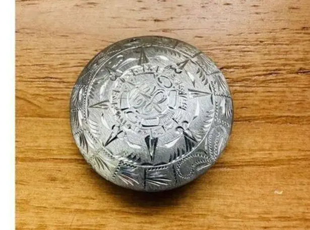 925 Sterling Silver Aztec Mayan Calendar Sun Dial Pin Brooch Pendant 12.96g VTG