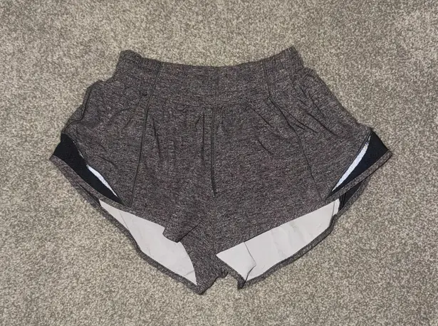 Lululemon Hotty Hot Short 2.5”