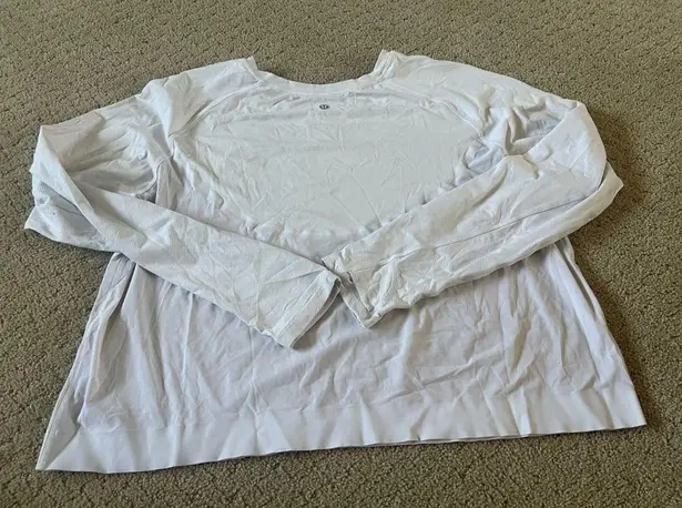 Lululemon  White Long Sleeve Shirt Size 6 Bin 33