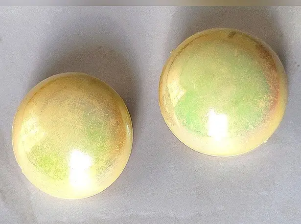 Vintage Yellow Holographic Bubble Clip