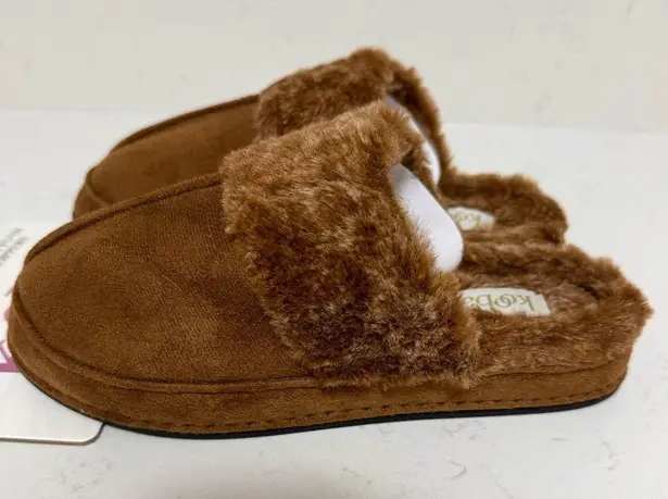 Kooba  women Microsuede Scuff Chestnut slippers size L 8 -9  NWT