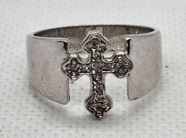 Premier Designs  Devotion Crystal Cross Ring