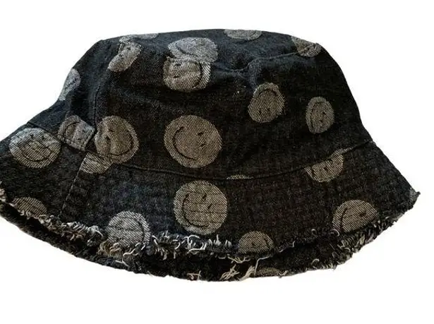 David & Young  black happy face bucket hat with fringe on bottom