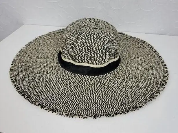 Womens Beach Hat One Size Black Tan Straw Wide Brim Fringe Summer Beach Sun Hat