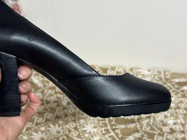 Bella Vita Women's Zari Leather Platform Pump Sz 9.5