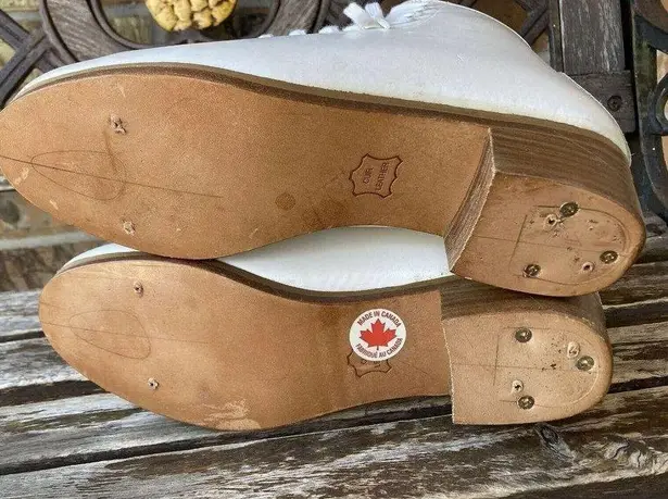 GAM 0884 Ice Figure Skate Boots Made in Canada Size 7