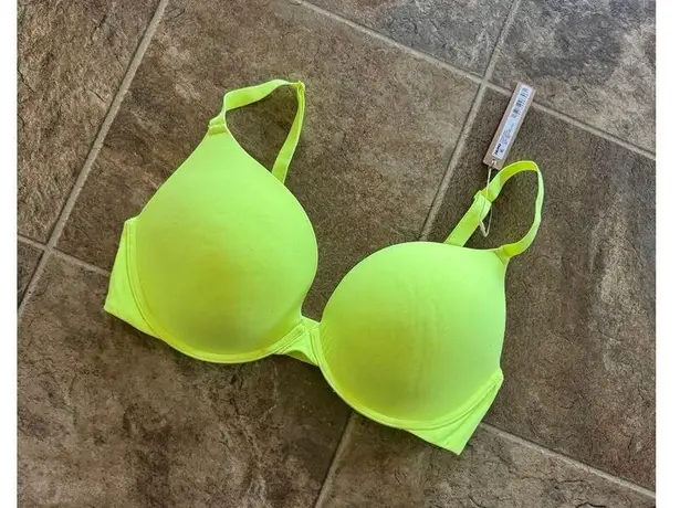 SKIMS Fits Everybody Push-up Bra Green Highlighter
Size 36DD
