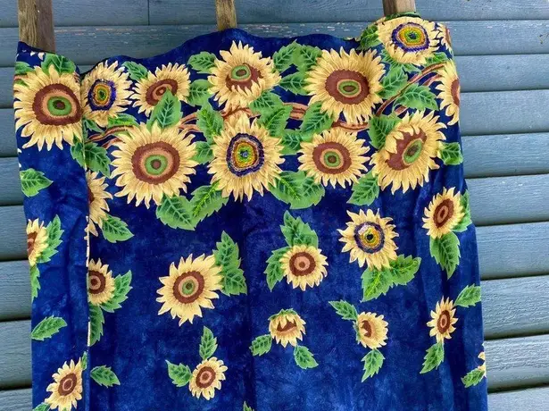 Vintage 90’s LA CERA blue sunflower maxi dress size/M Size M