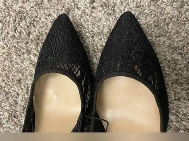 Karl Lagerfeld Black lace Pumps NWT